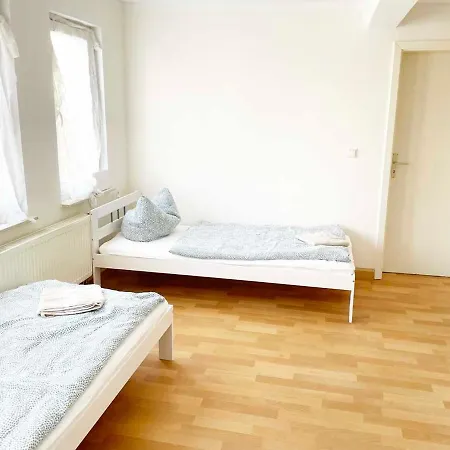 Fully Equipped Flat With *3br* + *1lr* * Apolda