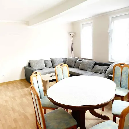 Fully Equipped Flat With *3br* + *1lr* * Apolda